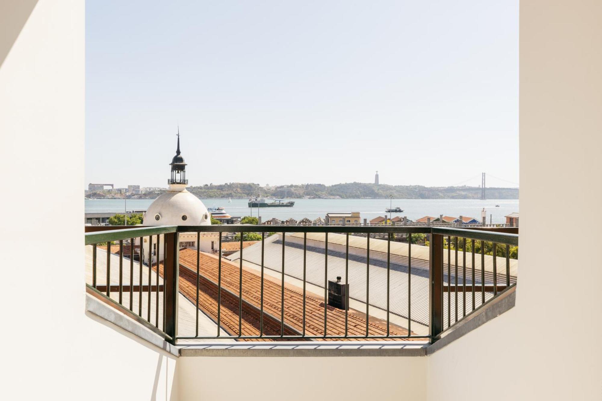 Dare Lisbon River المظهر الخارجي الصورة